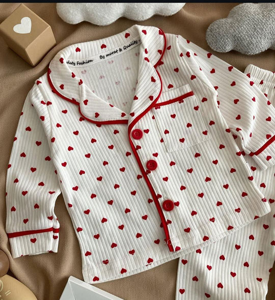 ست راحتی قلب قرمز 